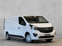 VAUXHALL VIVARO