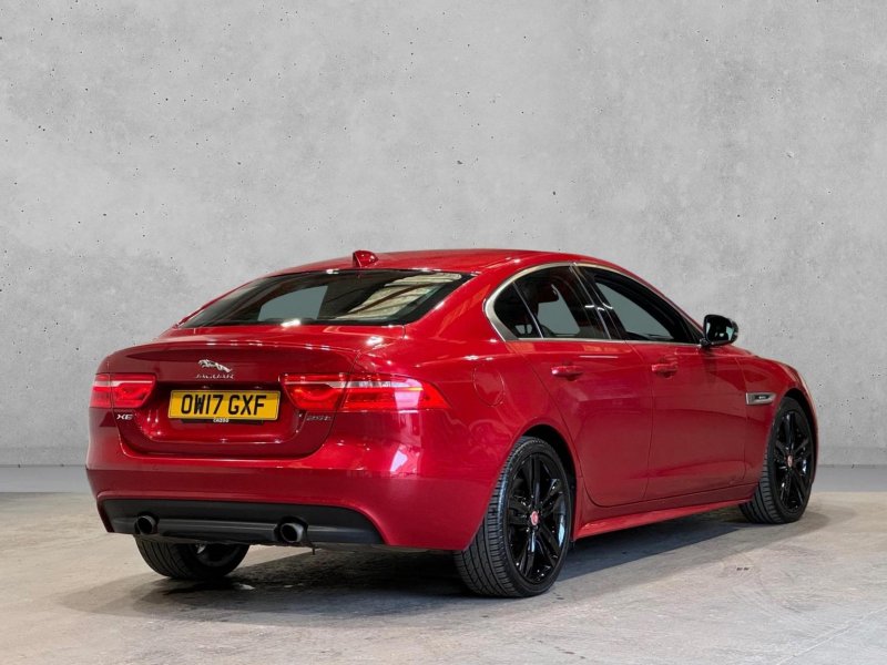 JAGUAR XE