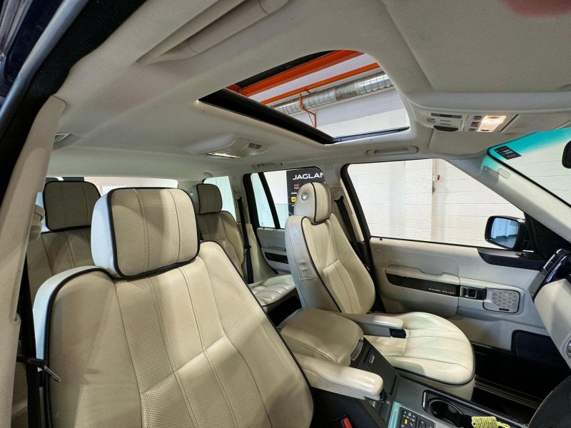 LAND ROVER RANGE ROVER