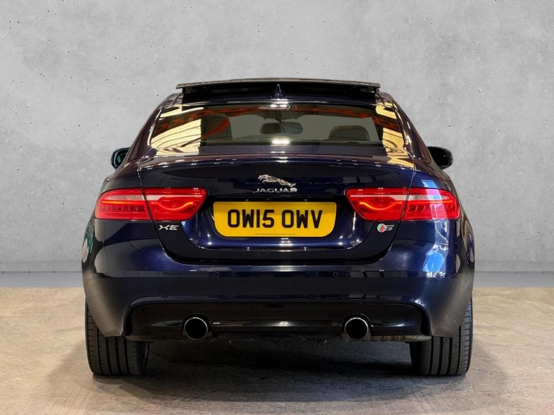 JAGUAR XE