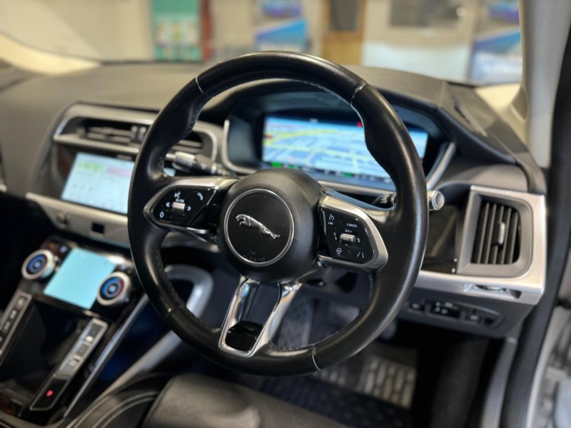 JAGUAR I-Pace