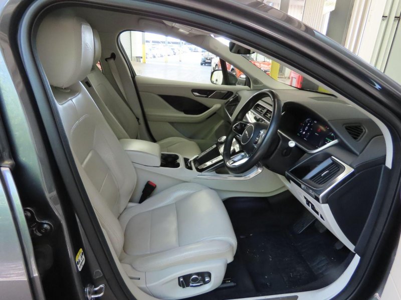 JAGUAR I-Pace